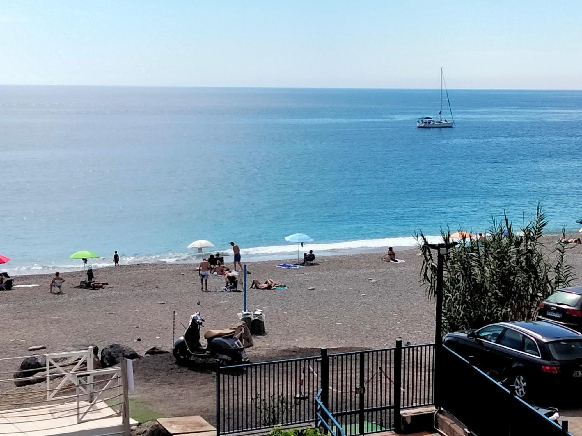 הוילה גיארדיני נאקסוס Seaside מראה חיצוני תמונה